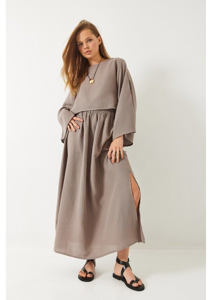 Kadın Yarasa Kol Croplu Beli Lastikli Yırtmaç Detay Etekli Müslin Takım fiyatları