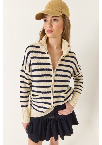 Kadın Çizgili Fermuarlı Triko Hırka fiyatları