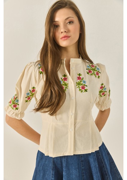 Kadın Çiçek Nakışlı Bel Detaylı Kolu Lastikli Keten Gömlek fiyatları