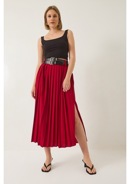 Kadın Çift Kemerli Yırtmaç Detaylı Piliseli Uzun Etek modelleri