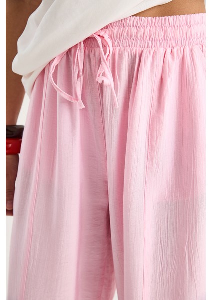 Kadın Beli Bağlamalı Cep Detaylı Havuç Kesim Yazlık Pantolon