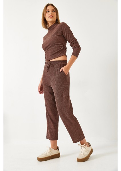 Kadın Crop Bluz ve Beli Lastikli Pantolonlu Alt Üst Takım fiyatları