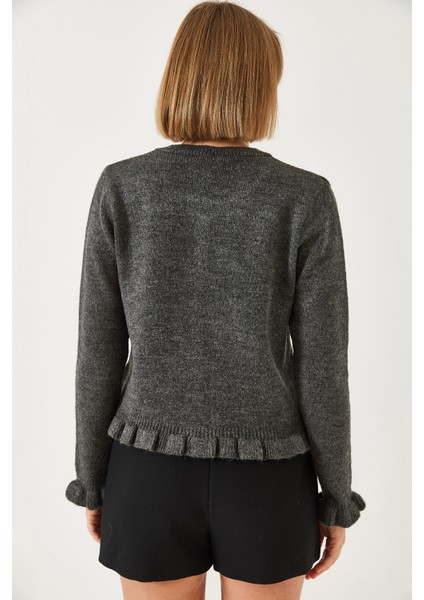 Kadın Düğmeli Fırfırlı Triko Hırka modelleri