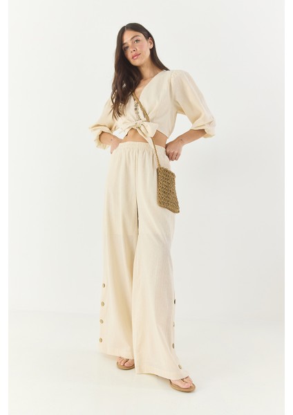 Kadın Bağlama Detaylı Bluz Astarlı Paçası Düğmeli Pantolonlu Astarlı Alt-Üst Takım fırsatları