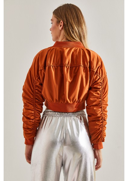 Kadın Kolu Büzgülü Bomber Mont modelleri