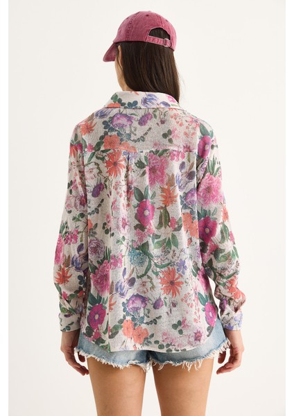 Kadın Desenli Dijital Baskılı Regular Yazlık Örme Gömlek modelleri