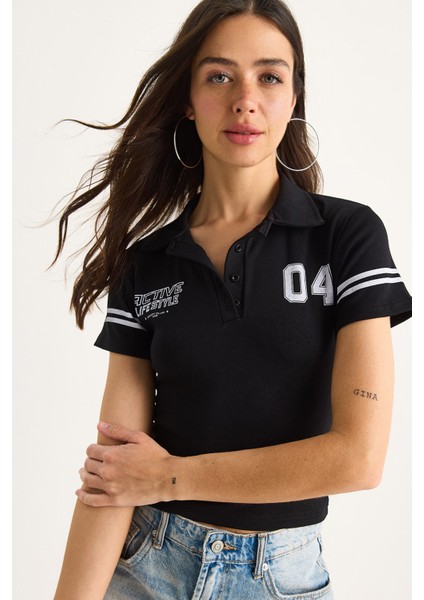 Kadın Polo Yaka Baskılı Kısa Kollu Crop T-Shirt