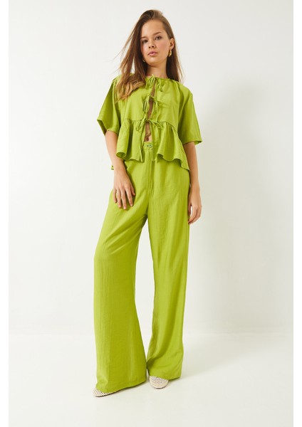 Kadın Bağlama Detaylı Kısa Kollu Bluz Pantolon Alt-Üst Takım