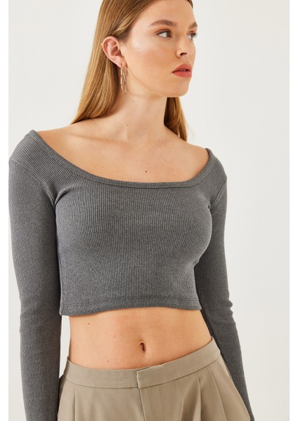 Kadın Kare Yaka Uzun Kollu Basic Crop Bluz