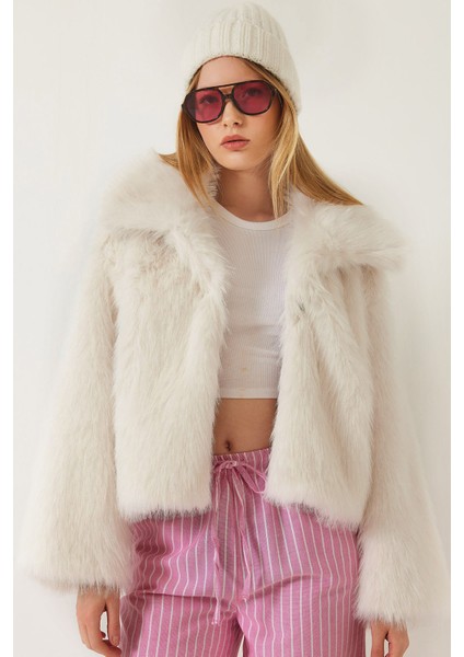 Kadın Yakalı Suni Kürklü Astarlı Mont