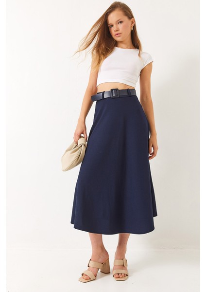 Kadın Kemerli Kloş Örme Maxi Boy Etek