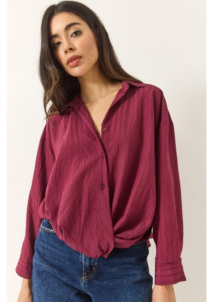 Kadın Büzgü Detaylı Jakarlı Çizgi Detaylı V Yaka Salaş Gömlek fiyatları