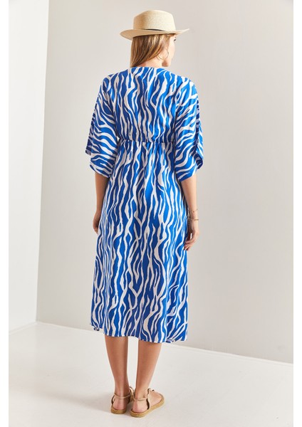 Kadın Kruvaze Yaka Desenli Kloş Elbise fiyatları