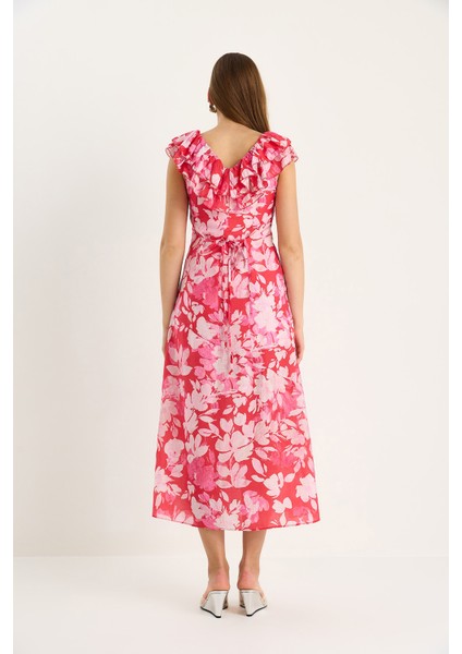 Kadın Yakası Fırfırlı Astarlı Yırtmaç Detaylı Çiçek Desenli Elbise modelleri