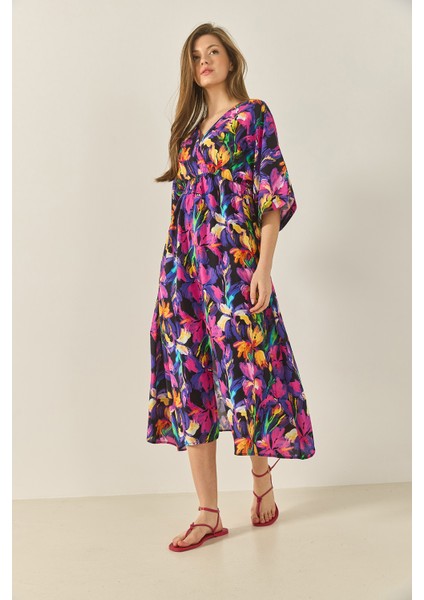 Kadın Kruvaze Yaka Önden Yırtmaçlı Elbise modelleri