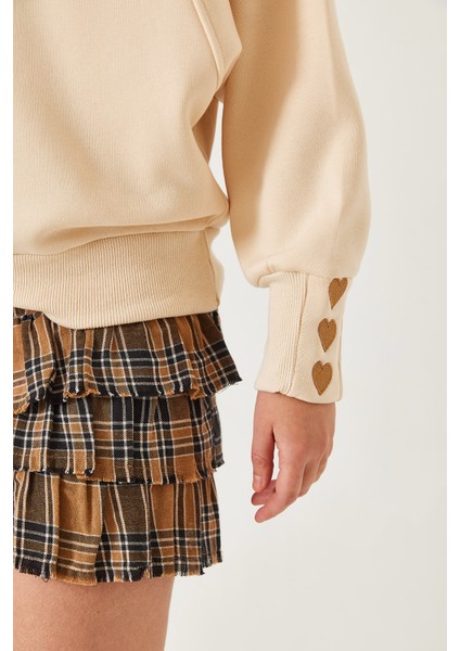 Shade Kadın Bisiklet Yaka Kalp Nakışlı Üç Iplik Şardonlu Sweatshirt modelleri