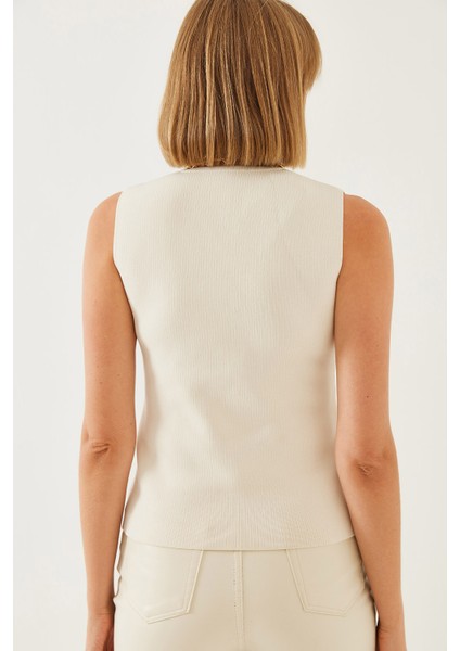 Kadın Iki Düğmeli Triko Yelek fiyatları