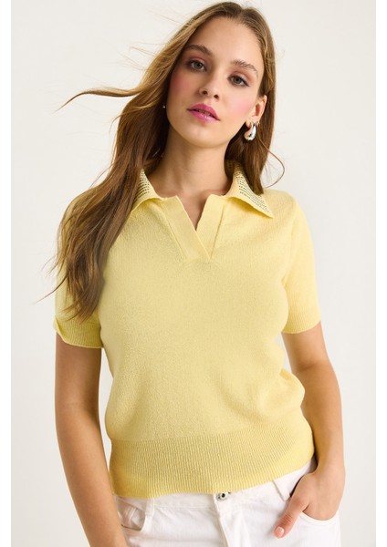 Kadın Polo Yaka Taş Detaylı Yazlık Triko Bluz