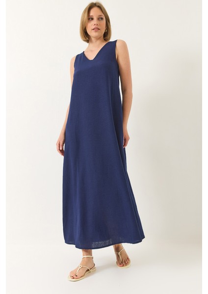 Kadın V Yaka Kalın Askılı Uzun Keten Elbise
