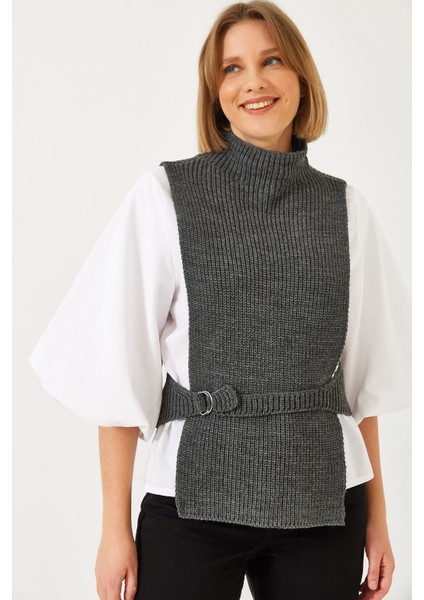 Kadın Yandan Bağlamalı Süveterli Gömlek