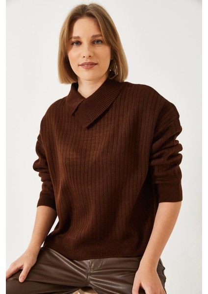 Kadın Yaka Detayl Triko Kazak