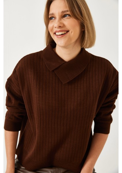 Kadın Yaka Detayl Triko Kazak modelleri