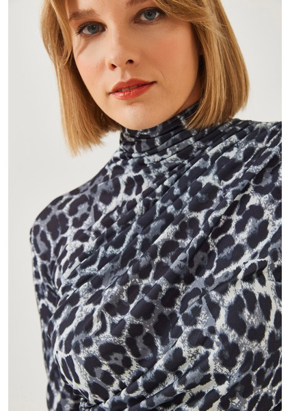 Kadın Balıkçı Yaka Desenli Bluz - modelleri