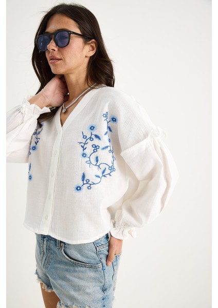 Kadın V Yaka Nakışlı Kolları Lastikli Yazlık Müslin Gömlek G- fırsatları