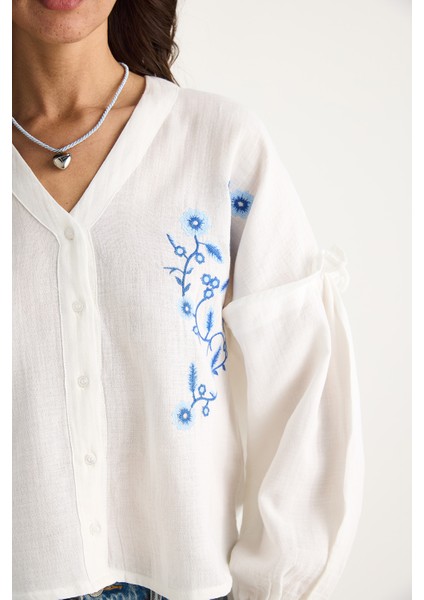 Kadın V Yaka Nakışlı Kolları Lastikli Yazlık Müslin Gömlek G- indirimleri