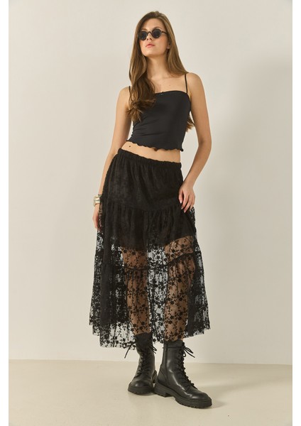 Kadın Çiçek Dantelli Kısa Astarlı Volanlı Normal Bel Uzun Etek indirimleri
