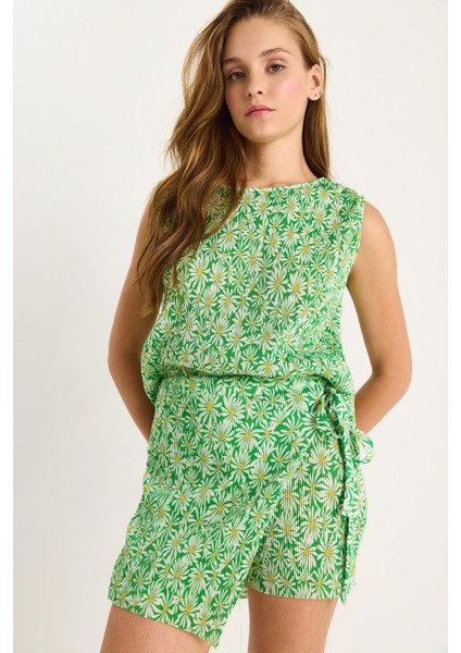 Kadın Flower Desen Pliseli Kolsuz Bluz Bel Bağlamalı Mini Şortlu Takım fırsatları