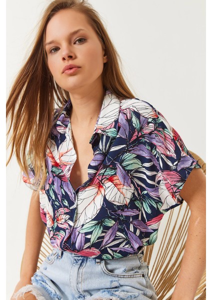 Kadın Çiçek Desenli Kısa Kollu Viskon Gömlek