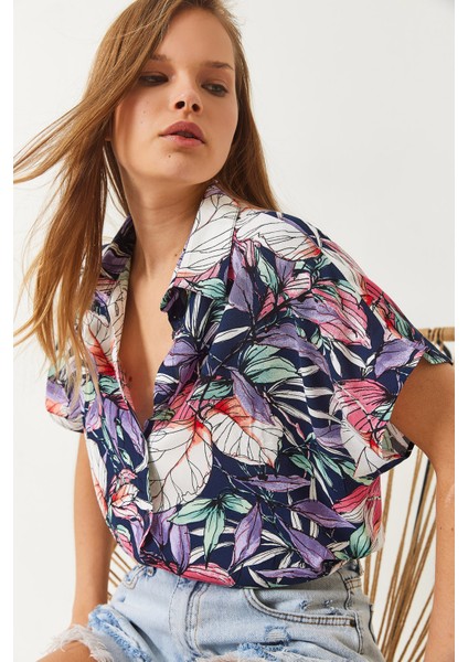 Kadın Çiçek Desenli Kısa Kollu Viskon Gömlek modelleri