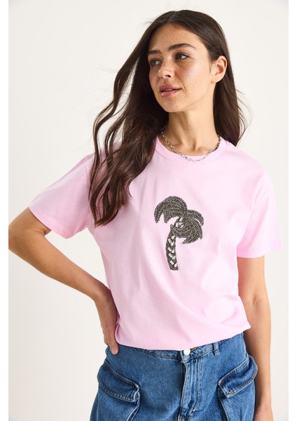 Kadın % Pamuk Bisiklet Yaka Palmiye Taş Aksesuarlı Rahat Kalıp T-Shirt fiyatları