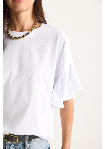 Kadın Kolları Fırfırlı Bisiklet Yaka Pamuklu T-Shirt indirimleri