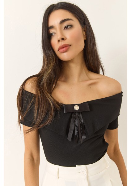 Kadın Kurdele Detaylı Manonnda Yaka Bluz