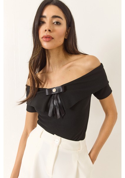 Kadın Kurdele Detaylı Manonnda Yaka Bluz modelleri