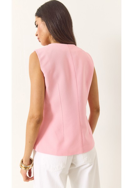 Kadın Regular Bisilet Yaka Gold Düğme Detaylı Astarlı Dokuma Yelek indirimleri