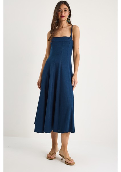 Kadın Ince Askılı Godeli Kare Yaka Midi Elbise