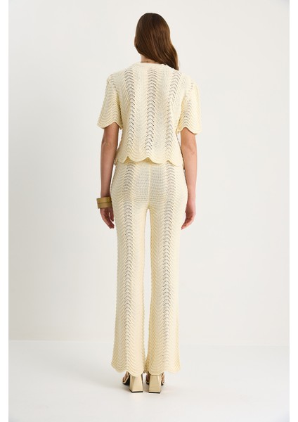 Kadın Ajur Detaylı Dalga Desenli Alt-Üst Triko Takım indirimleri