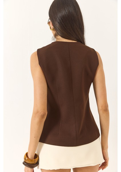 Kadın Regular Bisilet Yaka Gold Düğme Detaylı Astarlı Dokuma Yelek indirimleri