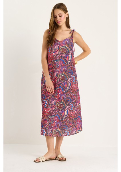 Kadın Bağlama Askılı V Yaka Cep Detaylı Desenli Midi Elbise - modelleri