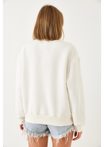 Kadın Kalp Nakışlı Şardonlu Sweatshirt modelleri