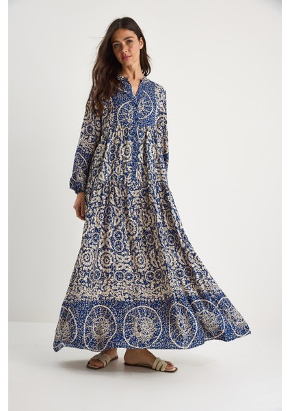 Kadın V Yaka Desenli Düğme Detaylı Maxi Viskon Elbise fırsatları