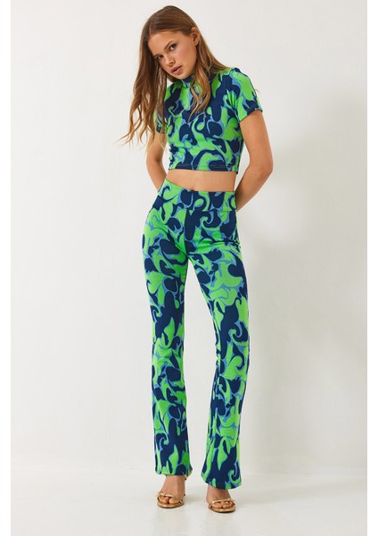Kadın Yarım Balıkçı Yaka Kısa Kollu Crop Beli Lastikli Pantolonlu Alt-Üst Takım fırsatları