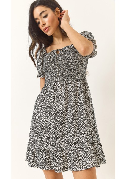 Kadın Papatya Desenli Karpuz Kollu Giperli Mini Viskon Elbise fırsatları