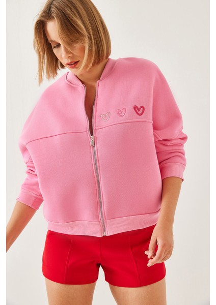 Kadın Kalp Nakışlı Üç Iplik Şardonlu Hırka fiyatları