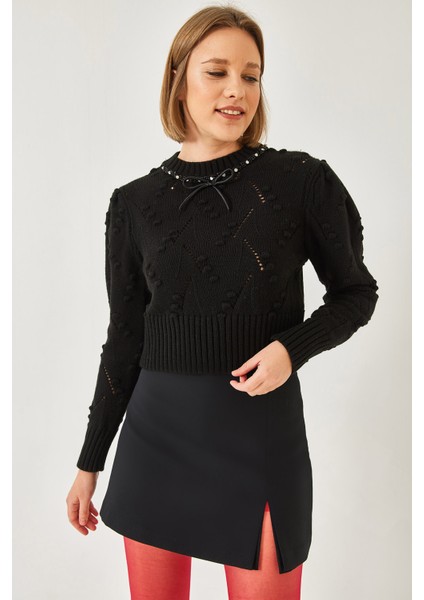 Kadın Yakası Boncuklu Fiyonklu Triko Kazak fiyatları
