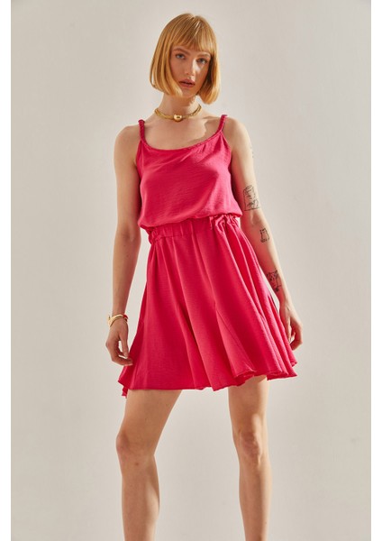 Kadın Yakası Örgü Detaylı Etek Ucu Volanlı Askılı Elbise fiyatları