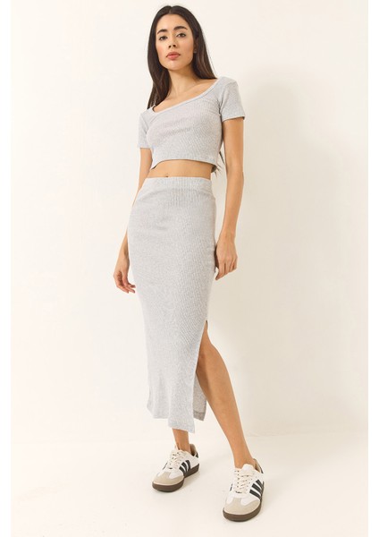 Kadın Kare Yaka Kısa Kollu Crop Yırtmaç Detaylı Kaşkorse Alt-Üst Takım